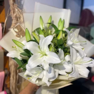 Bouquet of red chrysanthemums